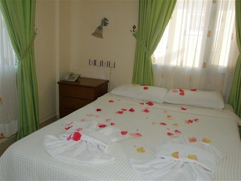 פאטהיה Besik Hotel מראה חיצוני תמונה