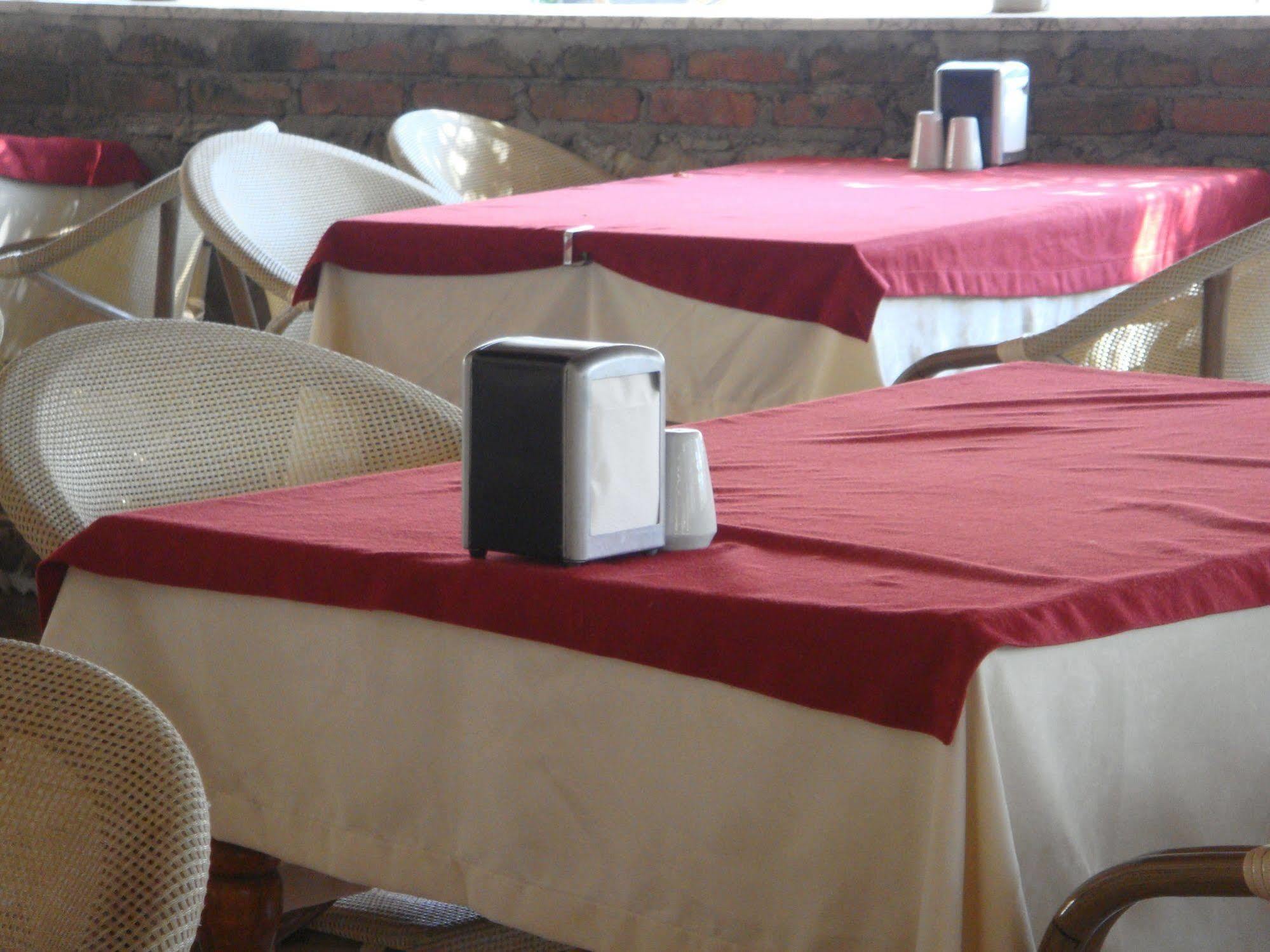 פאטהיה Besik Hotel מראה חיצוני תמונה